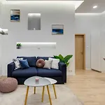 Central Studio At Oktogon